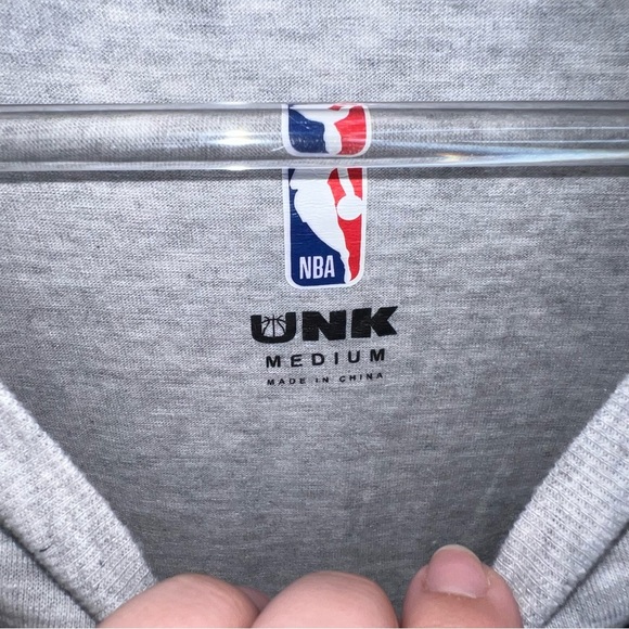 Houston Rockets Basketball NBA Long Sleeve Gray Shirt - Picture 4 of 6